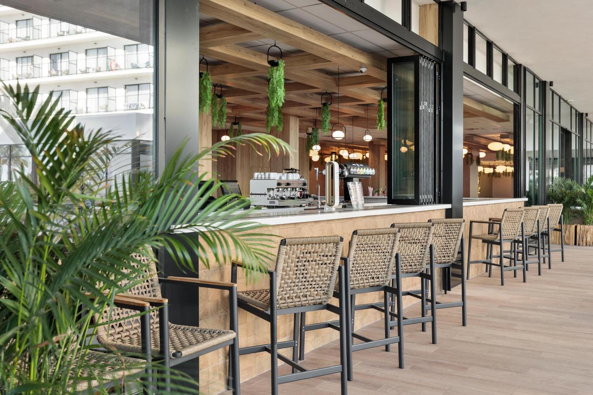Triton Hotel Benalmádena